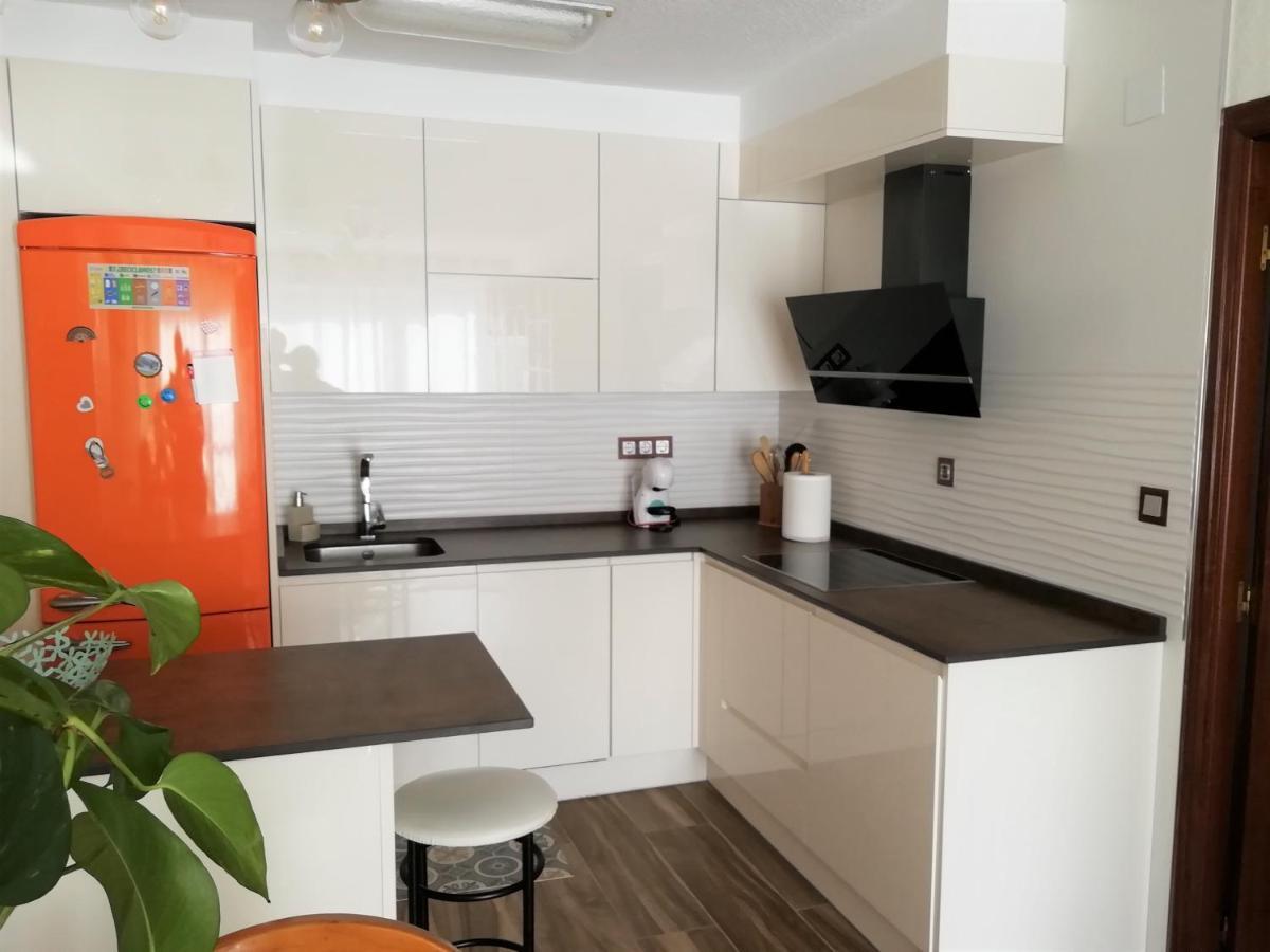 Apartamento A 30 Metros De La Playa Apartment Сан Висенте де ла Баркера Екстериор снимка