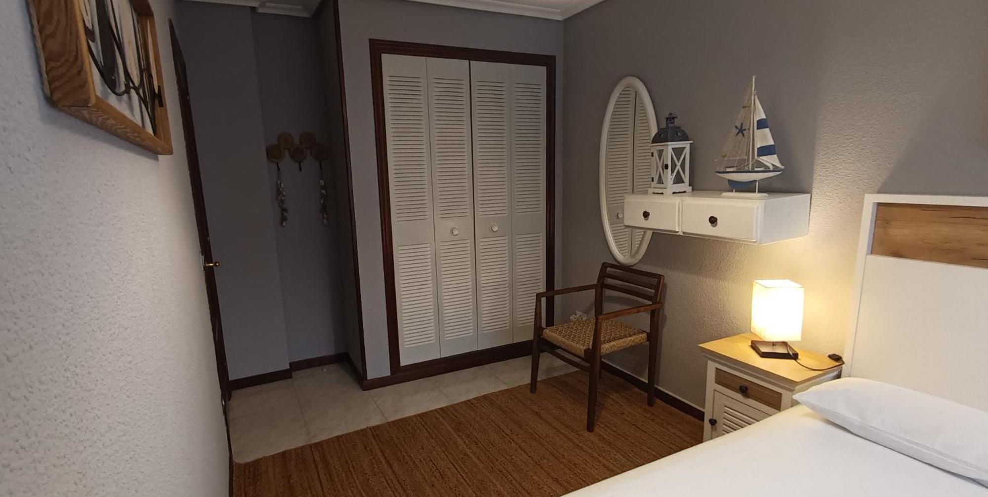 Apartamento A 30 Metros De La Playa Apartment Сан Висенте де ла Баркера Екстериор снимка